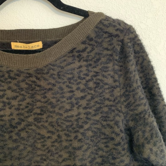 Mesh+lace Women’s sweater - Picture 3 of 3